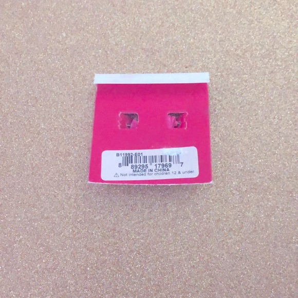 Betsey Johnson hot pink heel studs - Picture 3 of 4